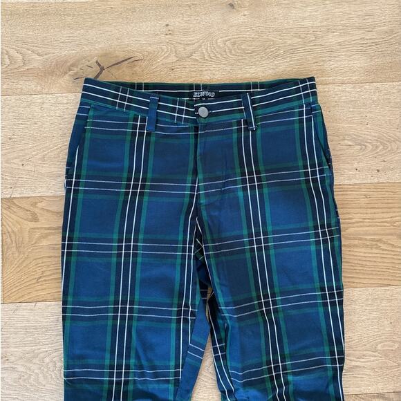 Elwood - Plaid Pants in Green Black & Blue - Picture 2 of 4
